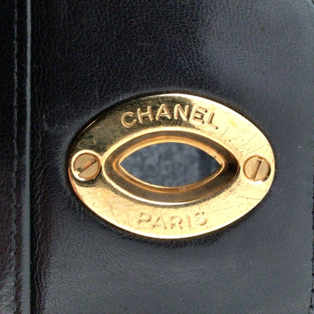 CHANEL Ultra Classic Large Black Quilted Lambskin Briefcase - Picture 7 of 9